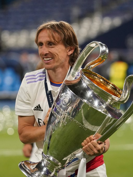 电魂网络与BLACKLYTE逐夜达成合作，共筑电竞生态“新基建”