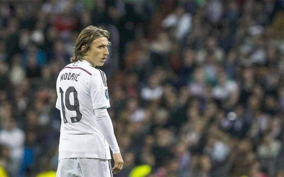 广东男篮首战山西，徐杰领衔12人大名单，三外援首秀四主力缺阵！