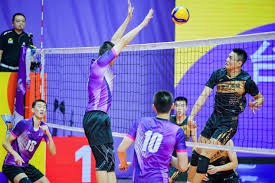 [图]中超-李圣龙替补建功王燊超乌龙球 海港2-1梅州客家